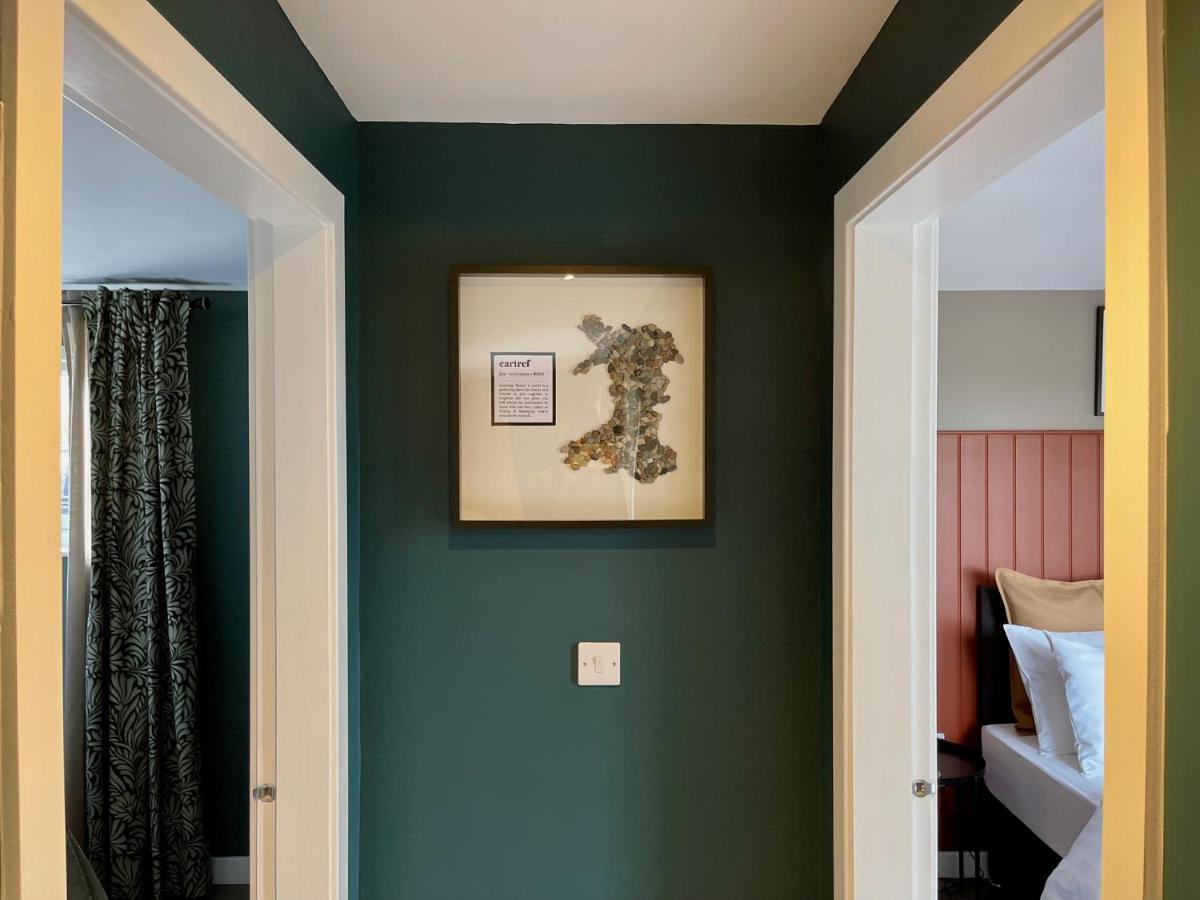 The Cabin@Tyddynucha Caernarfon Eksteriør bilde